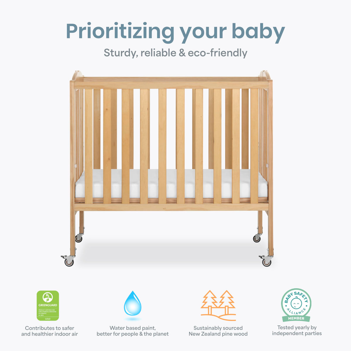 2-in-1 Portable Mini Crib with Mattress X9009