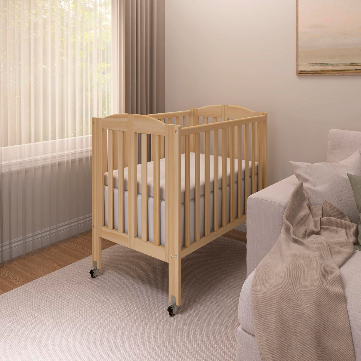 2-in-1 Portable Mini Crib with Mattress X9009